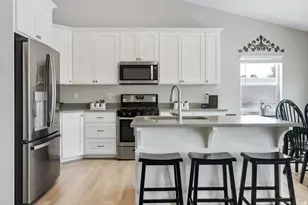 4143 E Berkshire Ln N, Eagle Mountain, UT 84005 - Photo 12