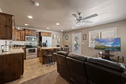 1082 E 1550 S, Ogden, UT 84404 - Photo 10