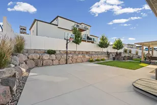 3627 S McGregor Ln, Saratoga Springs, UT 84045 - Photo 26