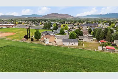 658 S 350 E, Santaquin, UT 84655 - Photo 4