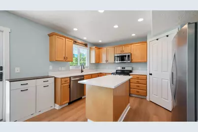 5718 Lanyard Ln, Stansbury Park, UT 84074 - Photo 4