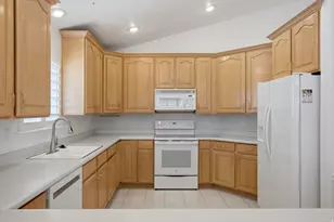 481 W 40 N, Orem, UT 84057 - Photo 16