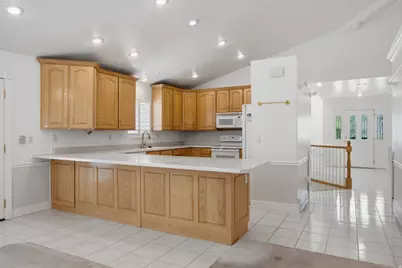 481 W 40 N, Orem, UT 84057 - Photo 14