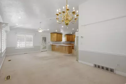 481 W 40 N, Orem, UT 84057 - Photo 22