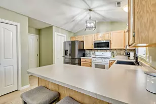 3224 S Hinton Ct, West Valley, UT 84128 - Photo 12