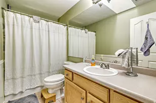 3224 S Hinton Ct, West Valley, UT 84128 - Photo 16