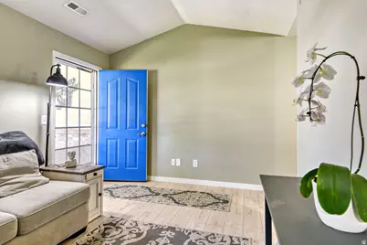 3224 S Hinton Ct, West Valley, UT 84128 - Photo 2