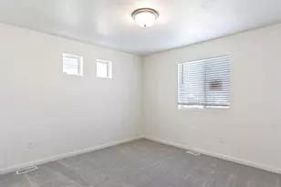 15 N Jordan River Way, Saratoga Springs, UT 84045 - Photo 12