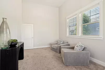 10422 S Beetdigger Blvd, Sandy, UT 84070 - Photo 12