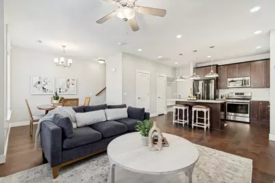 10422 S Beetdigger Blvd, Sandy, UT 84070 - Photo 4