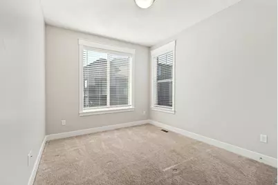 10422 S Beetdigger Blvd, Sandy, UT 84070 - Photo 20