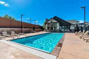 10422 S Beetdigger Blvd, Sandy, UT 84070 - Photo 26