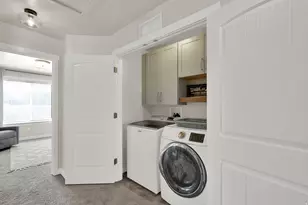 10854 S Harvest Point Dr W, South Jordan, UT 84009 - Photo 14