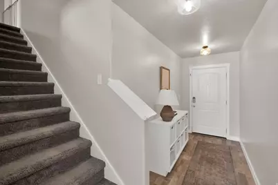 10854 S Harvest Point Dr W, South Jordan, UT 84009 - Photo 2