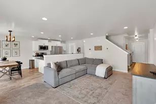 10854 S Harvest Point Dr W, South Jordan, UT 84009 - Photo 1