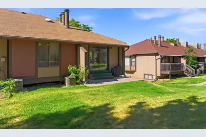 1821 E 5650 S, South Ogden, UT 84403 - Photo 32