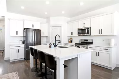 4525 N Mount Ellen St #222, Eagle Mountain, UT 84005 - Photo 6
