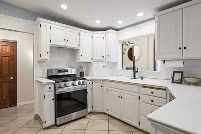 4868 S Wallace Ln, Salt Lake City, UT 84117 - Photo 12