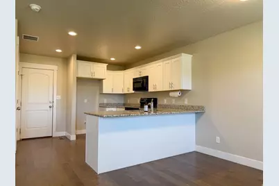 1848 E American Way #11, Eagle Mountain, UT 84005 - Photo 30