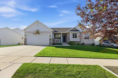 2607 E White Birch Dr, Eagle Mountain, UT 84005 - Photo 2