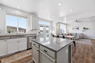 2607 E White Birch Dr, Eagle Mountain, UT 84005 - Photo 16