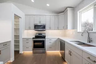 804 E 3300 N, North Ogden, UT 84414 - Photo 8