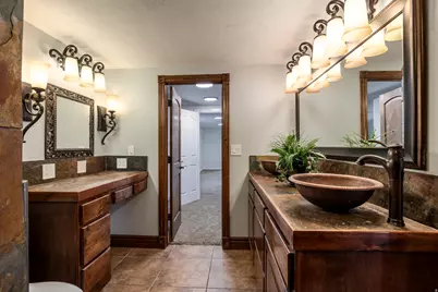 804 E 3300 N, North Ogden, UT 84414 - Photo 34