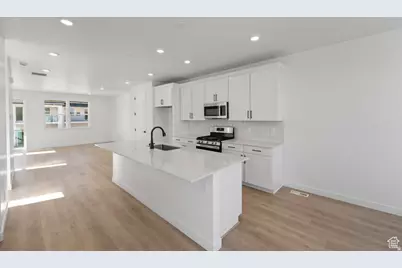 12686 S Glacier Ln #127, Herriman, UT 84096 - Photo 4