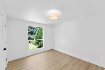 2096 E Linden Cir S, Holladay, UT 84121 - Photo 24
