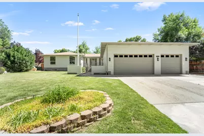 2096 E Linden Cir S, Holladay, UT 84121 - Photo 1