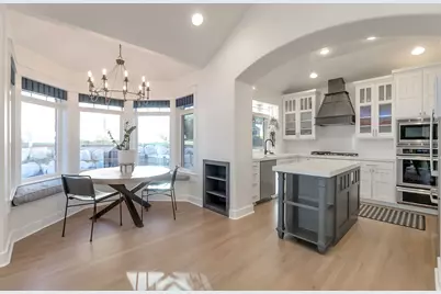 1007 E Eaglewood Dr, North Salt Lake, UT 84054 - Photo 10