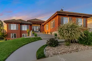 1007 E Eaglewood Dr, North Salt Lake, UT 84054 - Photo 2