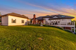 1007 E Eaglewood Dr, North Salt Lake, UT 84054 - Photo 52