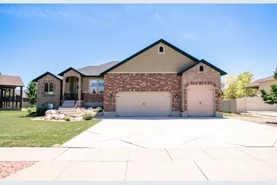 2611 W 2450 N, Farr West, UT 84404 - Photo 2