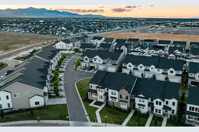 4448 W Defender Dr S, Herriman, UT 84096 - Photo 36
