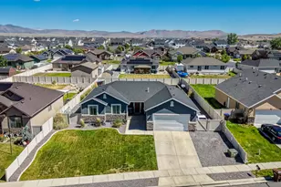 1197 E Raven Way, Eagle Mountain, UT 84005 - Photo 34