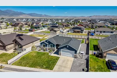 1197 E Raven Way, Eagle Mountain, UT 84005 - Photo 38
