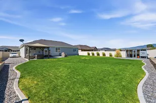 1197 E Raven Way, Eagle Mountain, UT 84005 - Photo 32
