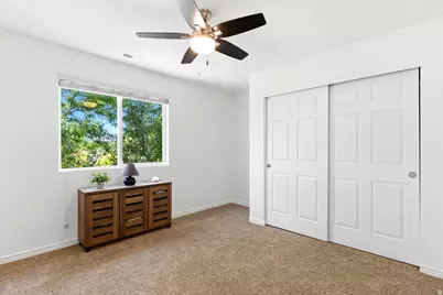 1253 W Carston Ct, Farmington, UT 84025 - Photo 20