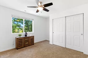 1253 W Carston Ct, Farmington, UT 84025 - Photo 20