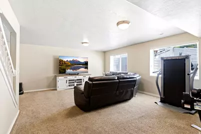 1253 W Carston Ct, Farmington, UT 84025 - Photo 24