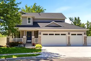 1253 W Carston Ct, Farmington, UT 84025 - Photo 2