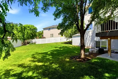 1253 W Carston Ct, Farmington, UT 84025 - Photo 26
