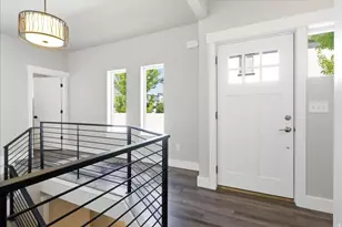 7062 S 300 E, Midvale, UT 84047 - Photo 18