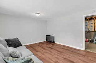 1124 E Webster Dr, Sandy, UT 84094 - Photo 18