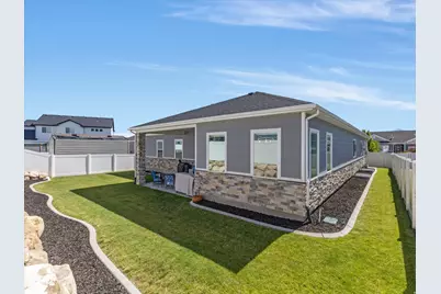 8136 S 6430 W, West Jordan, UT 84081 - Photo 38
