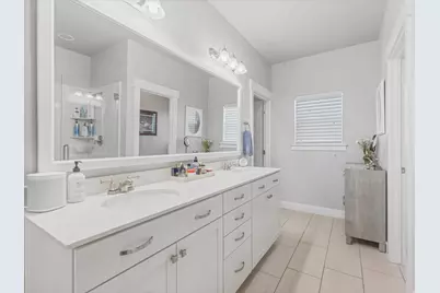 8136 S 6430 W, West Jordan, UT 84081 - Photo 14