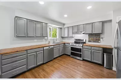 4170 W Donibristle Cir S, South Jordan, UT 84009 - Photo 10