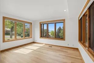 2352 S Lakeline Dr, Salt Lake City, UT 84109 - Photo 52