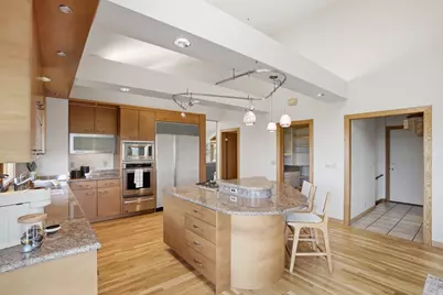 2352 S Lakeline Dr, Salt Lake City, UT 84109 - Photo 18